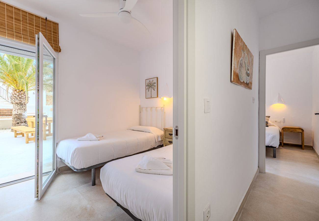 Villa en Denia - Villa LA BOVETA 1ª Línea Playa