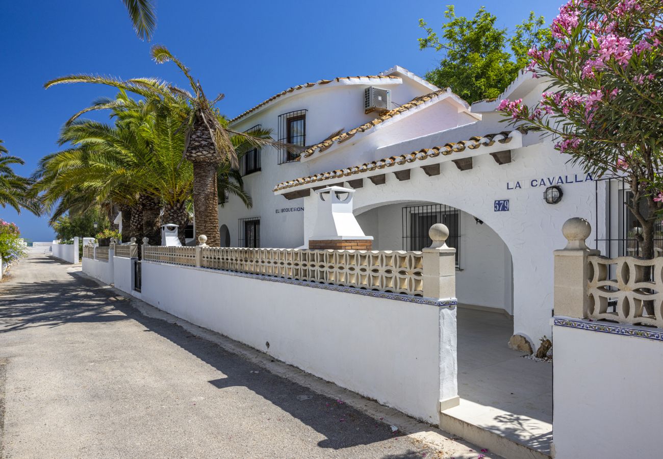 Villa en Denia - Villa LA CABALLA 1ª Línea Playa