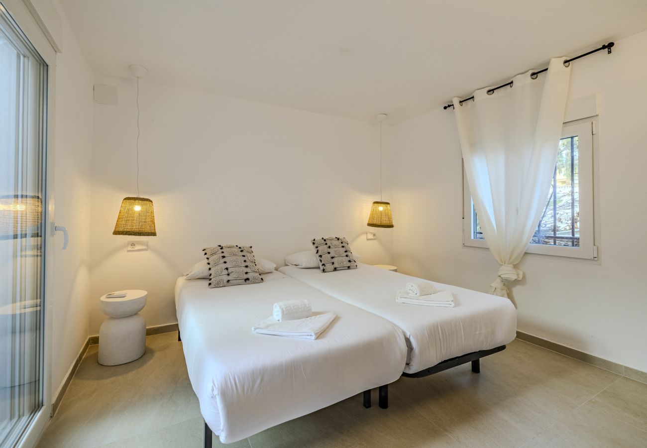 Villa en Denia - Villa LA MABRA 1ª Línea Playa
