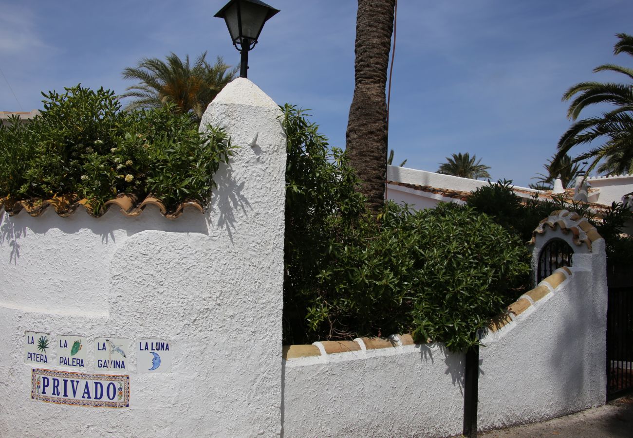 Villa en Denia - Villa LA PALERA 1ª Línea Playa