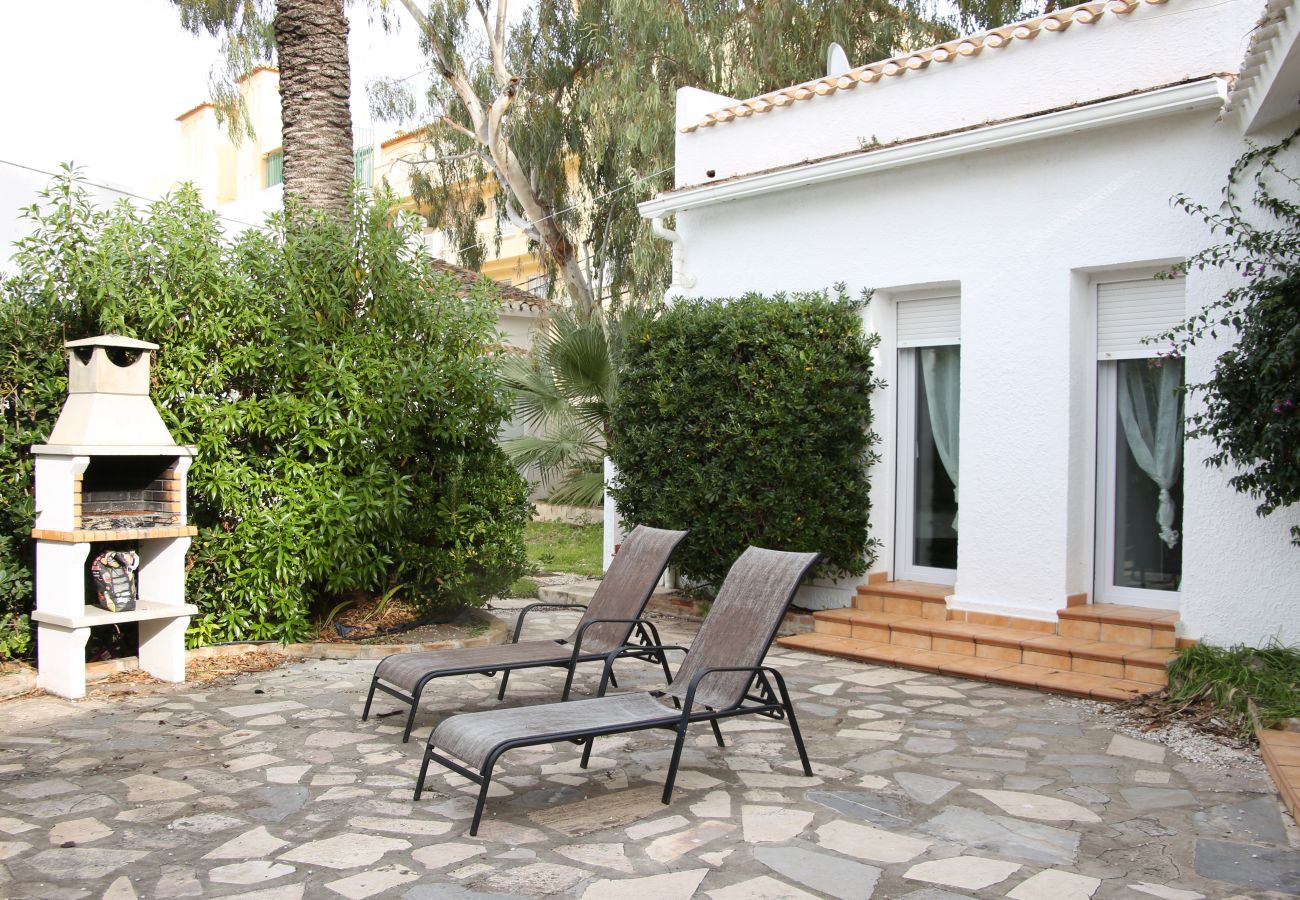 Villa en Denia - Villa LA PALMERA 1ª Línea Playa