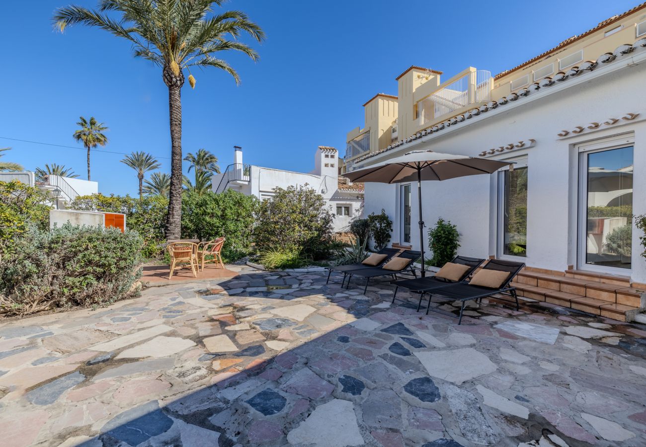 Villa en Denia - Villa LA PALOMA 1ª Línea Playa