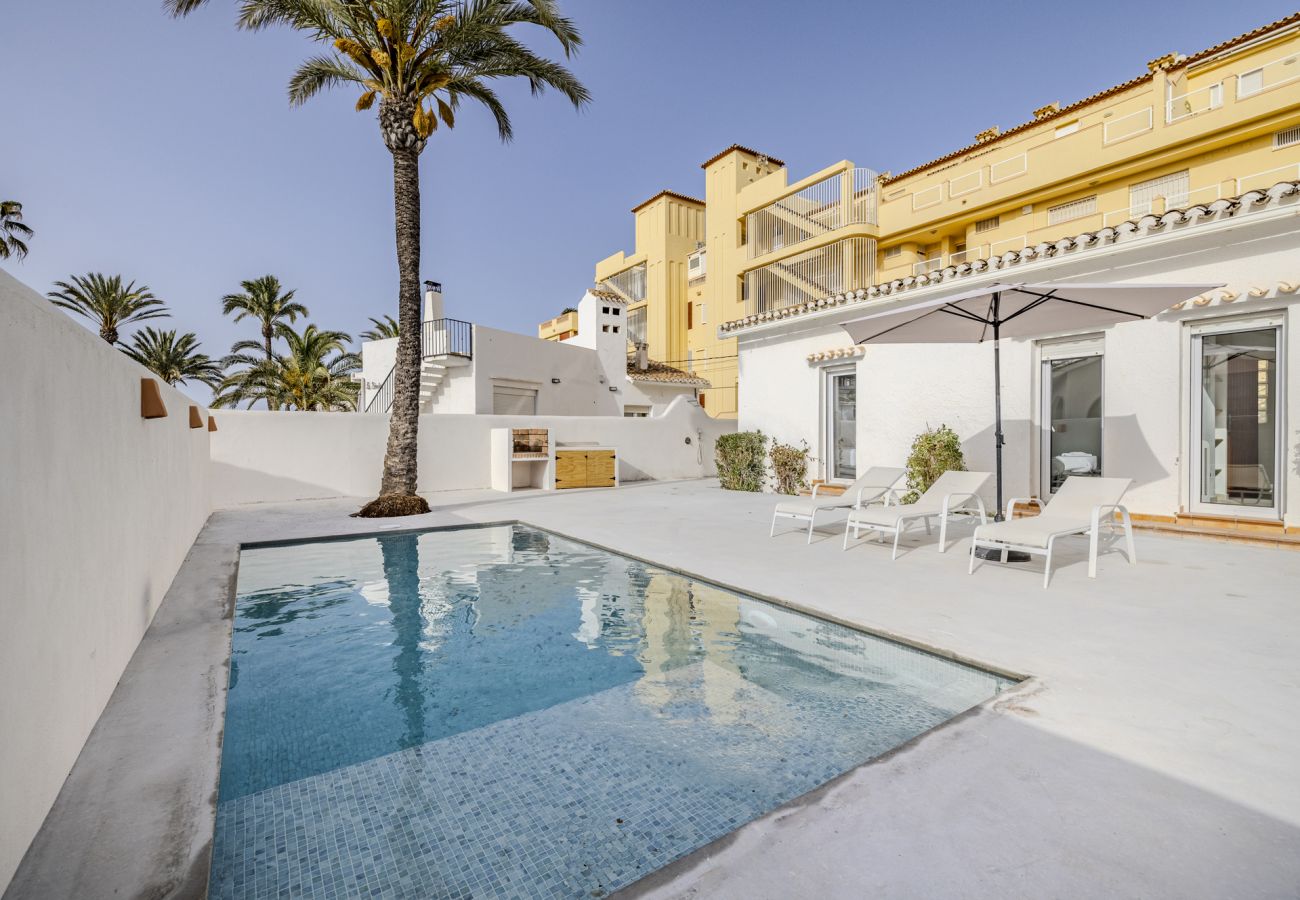 Villa en Denia - Villa LA PALOMA 1ª Línea Playa