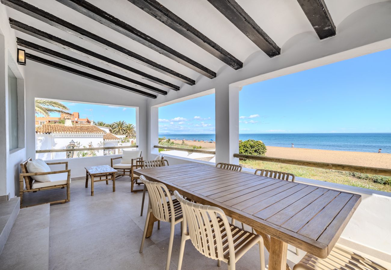 Villa en Denia - Villa LA YUCA 1ª Línea Playa
