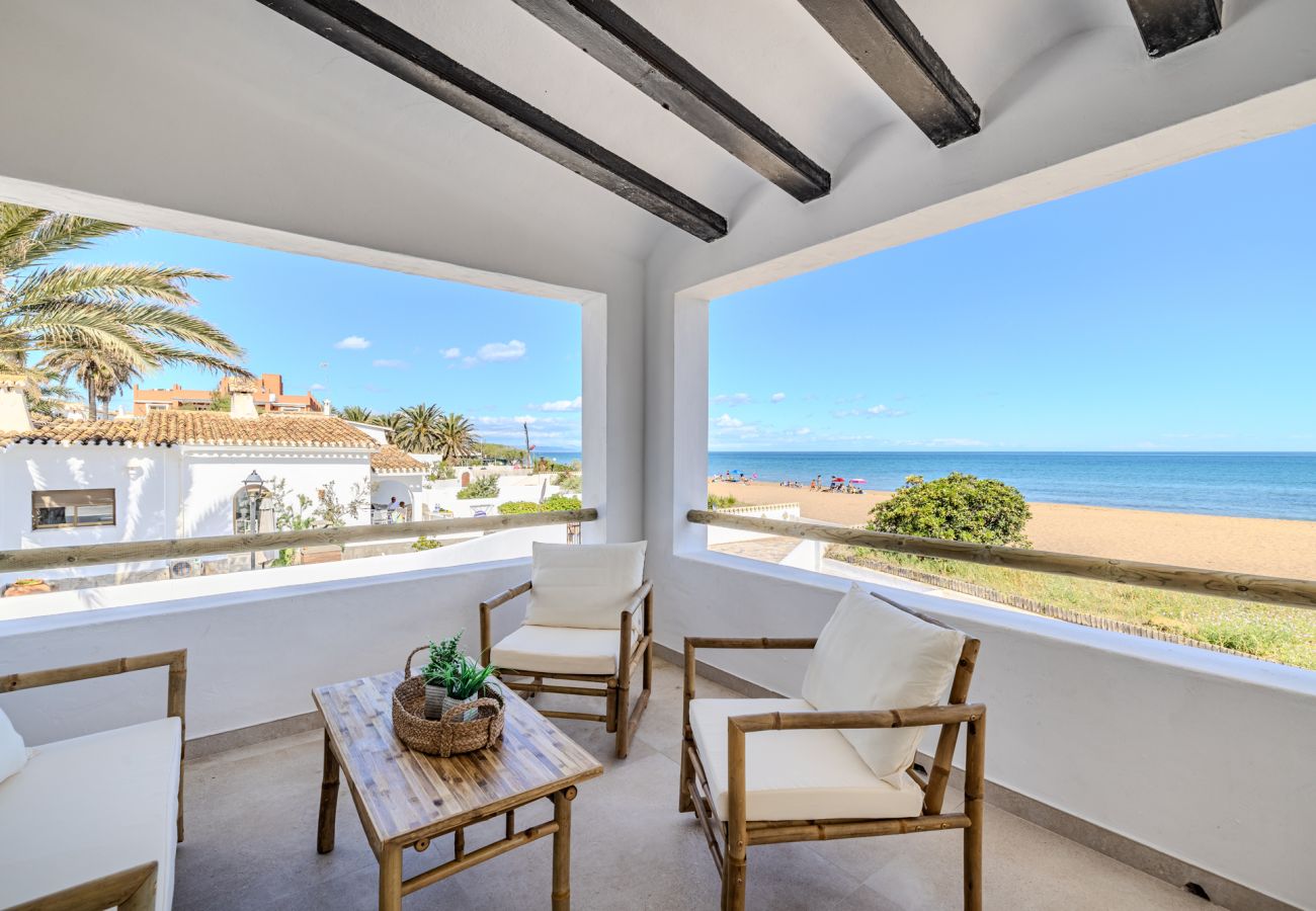 Villa en Denia - Villa LA YUCA 1ª Línea Playa