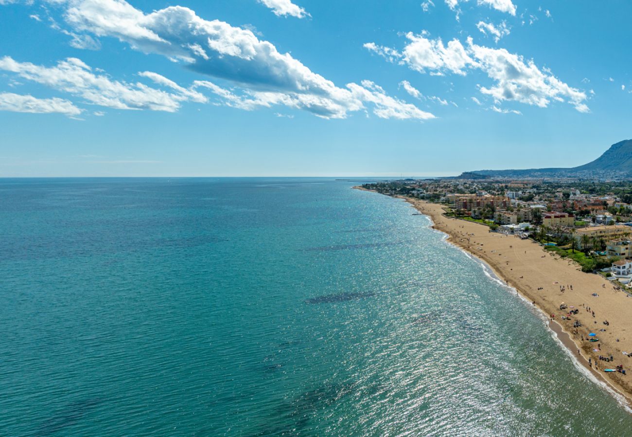 Villa en Denia - Villa LA YUCA 1ª Línea Playa