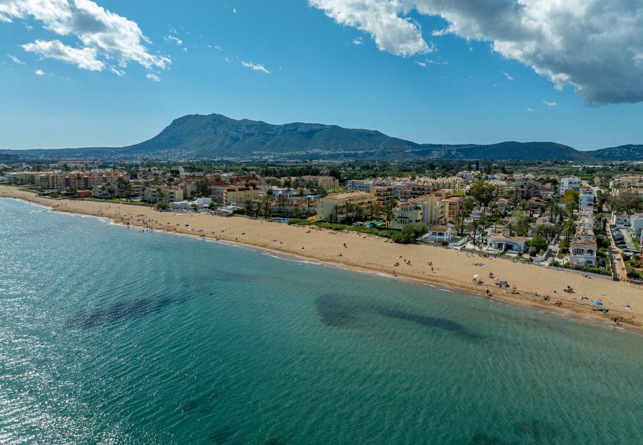 Villa en Denia - Villa LA YUCA 1ª Línea Playa