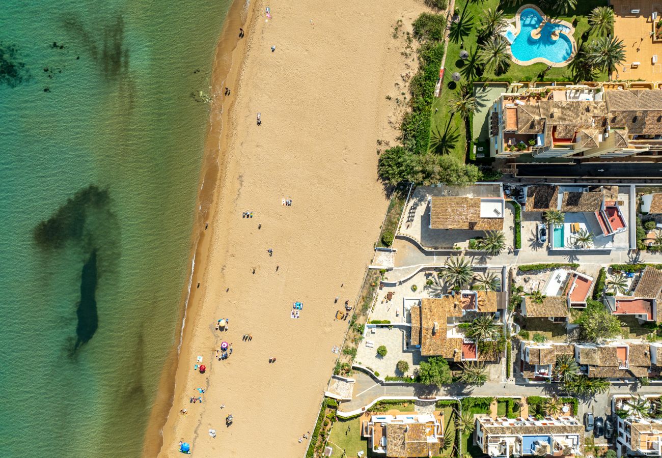 Villa en Denia - Villa LA YUCA 1ª Línea Playa