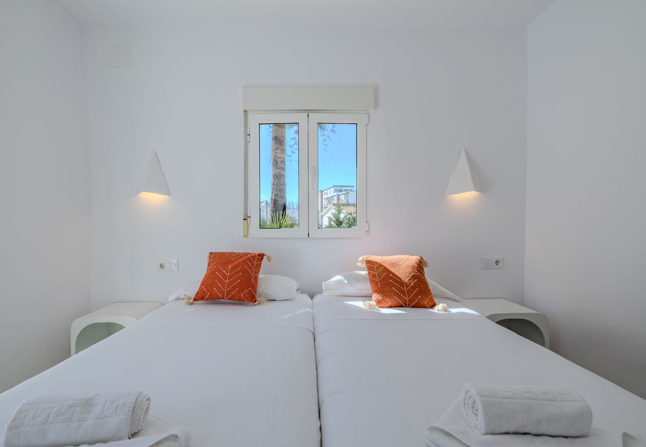 Villa en Denia - Villa LA PITERA 1ª Línea Playa