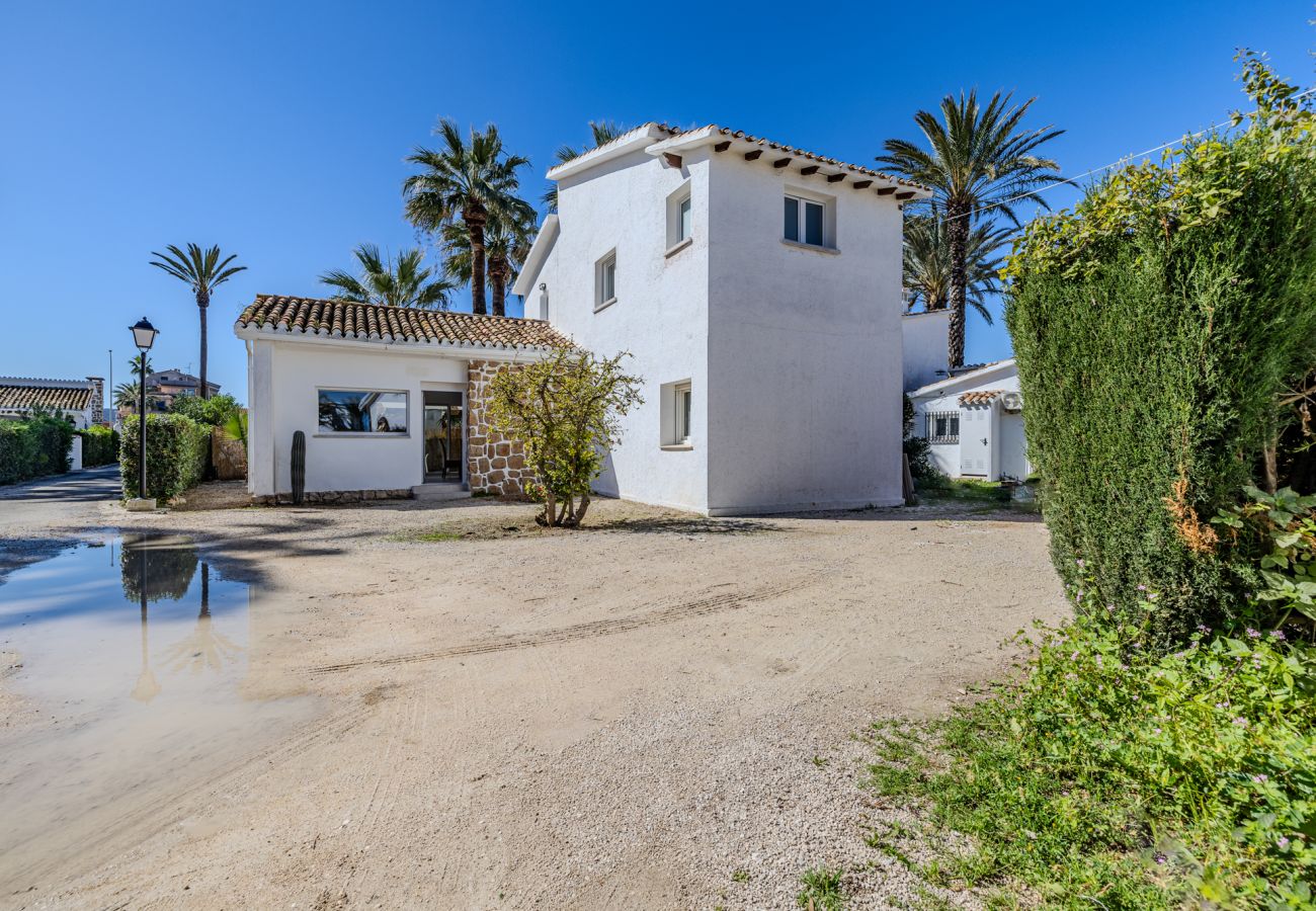 Villa en Denia - Villa LA PITERA 1ª Línea Playa