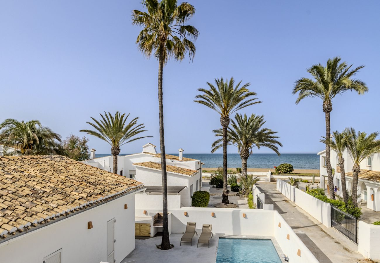 Villa en Denia - Villa LA GAVINA 1ª Línea Playa