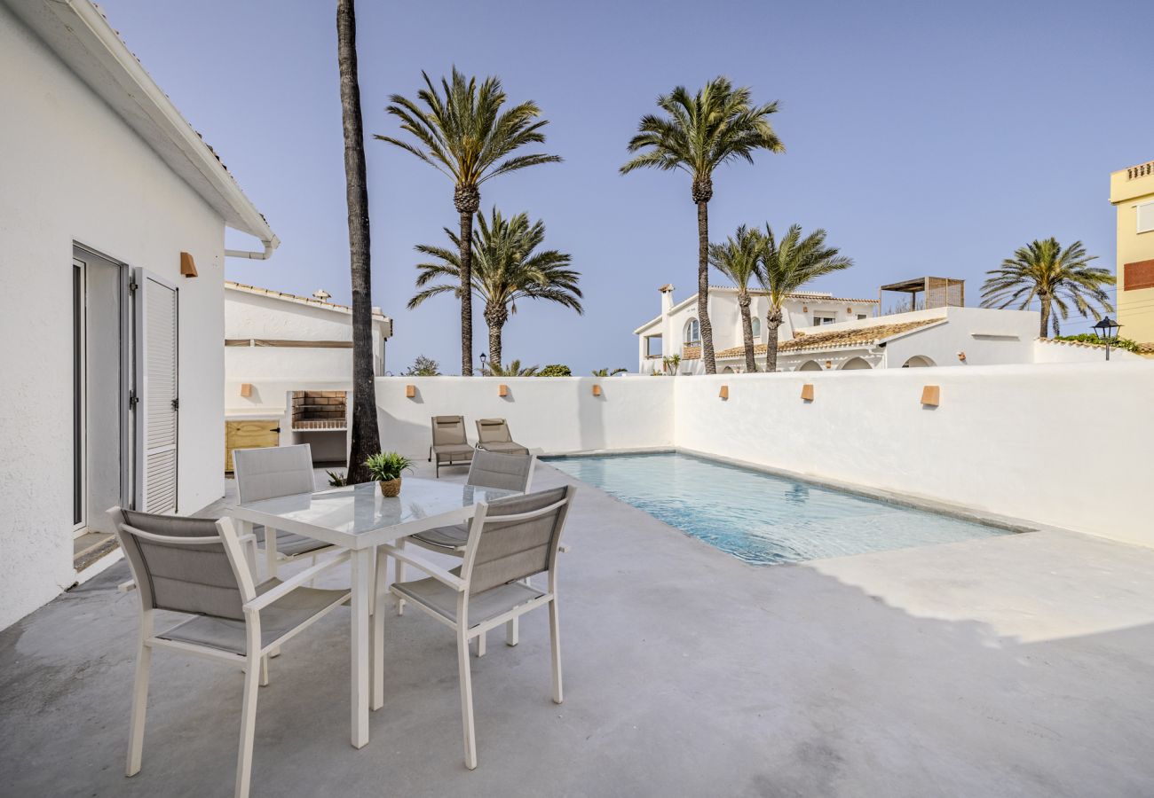 Villa en Denia - Villa LA GAVINA 1ª Línea Playa