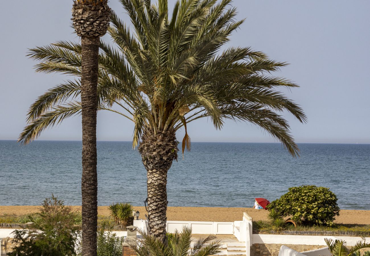 Villa en Denia - Villa LA GAVINA 1ª Línea Playa