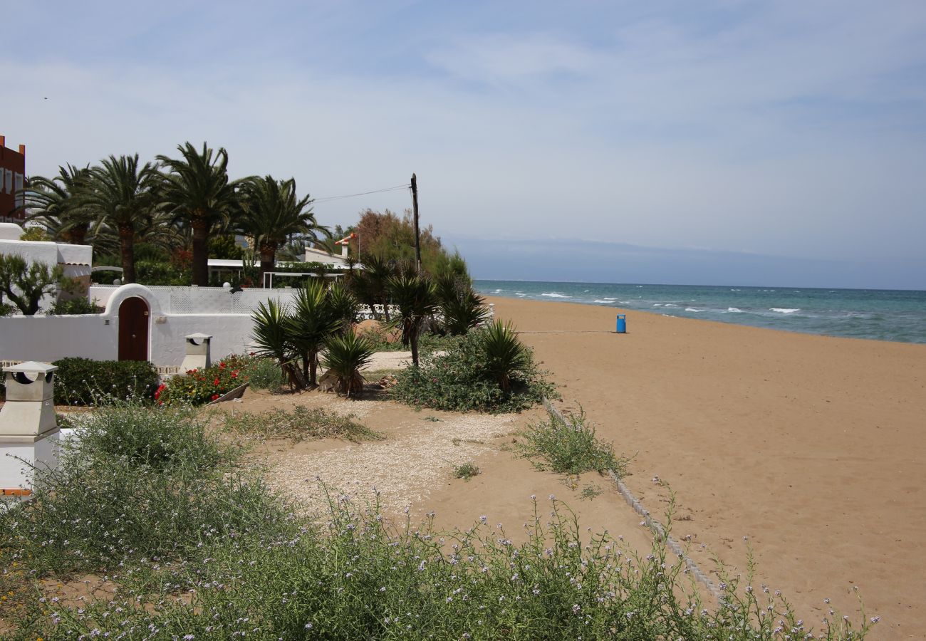 Villa en Denia - Villa LA LUNA 1ª Línea Playa