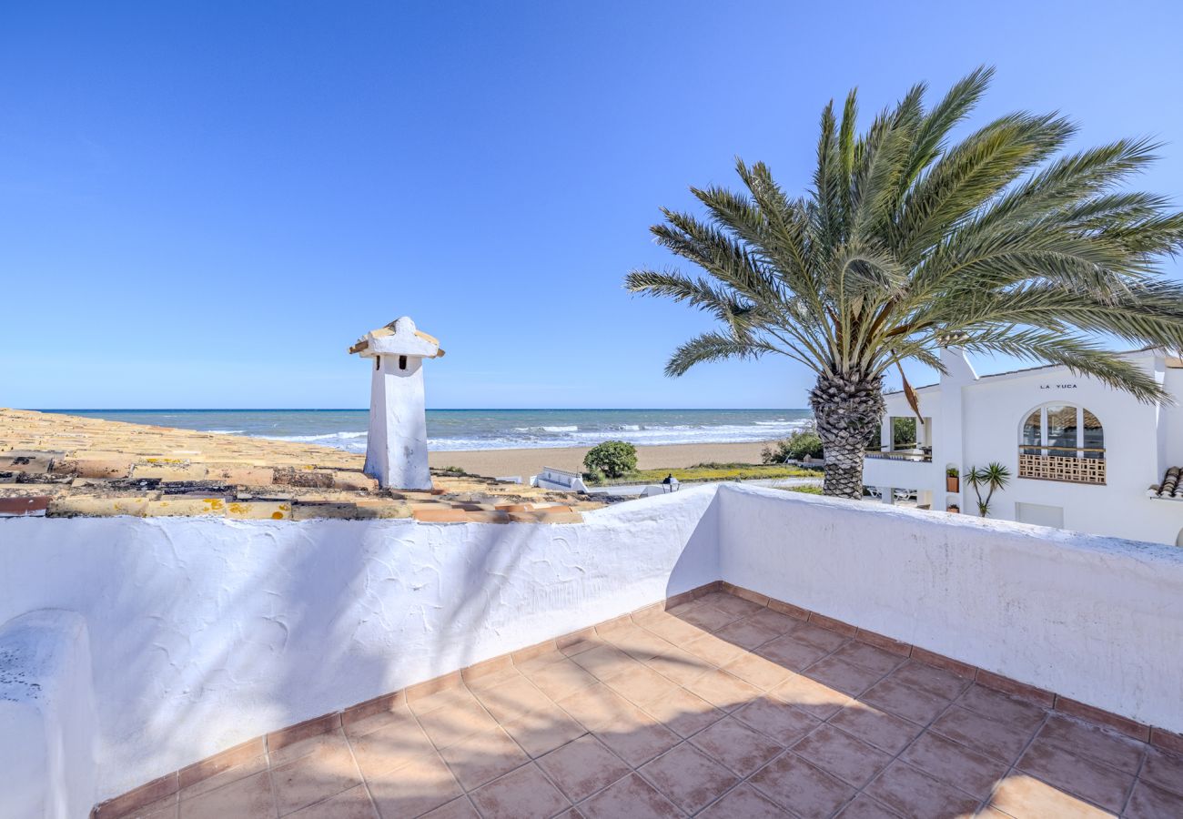 Villa en Denia - Villa LA LUNA 1ª Línea Playa