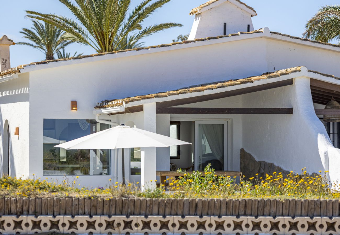 Villa en Denia - Villa LA LUNA 1ª Línea Playa