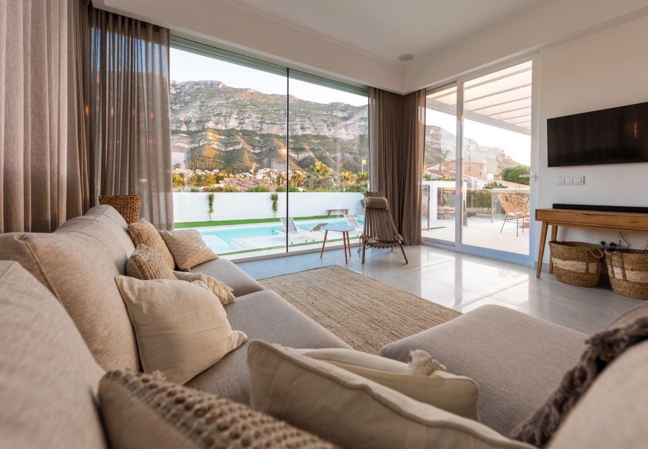 Villa en Denia - Villa en el Montgo de Lujo con piscina