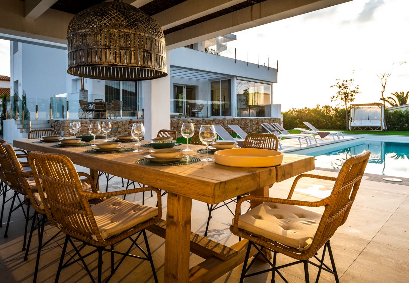Villa en Denia - Villa en el Montgo de Lujo con piscina