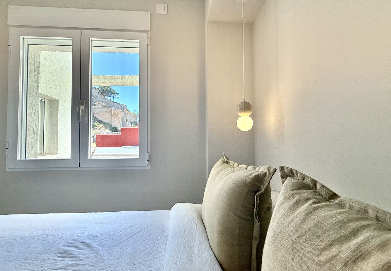 Apartamento en Denia - APARTAMENTO CENTRO CON VISTAS AL MAR Y PARKING