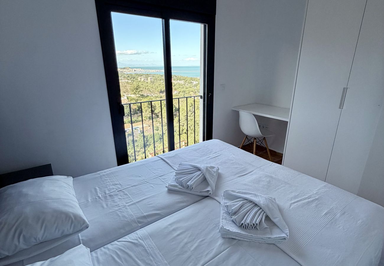Villa en Denia - Villa en las Rotas con piscina y vistas al mar