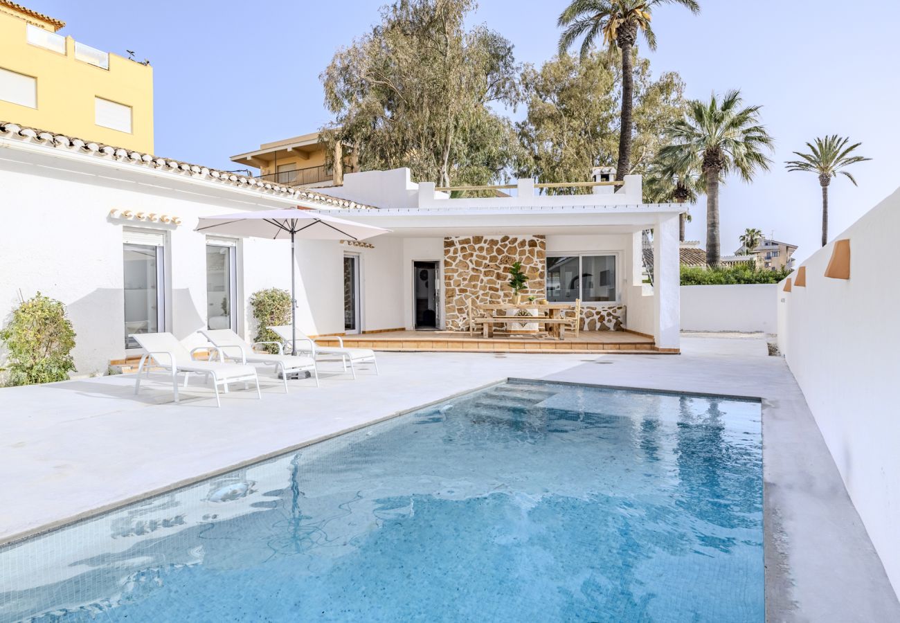 Villa in Denia - Villa LA PALOMA 1ª Línea Playa