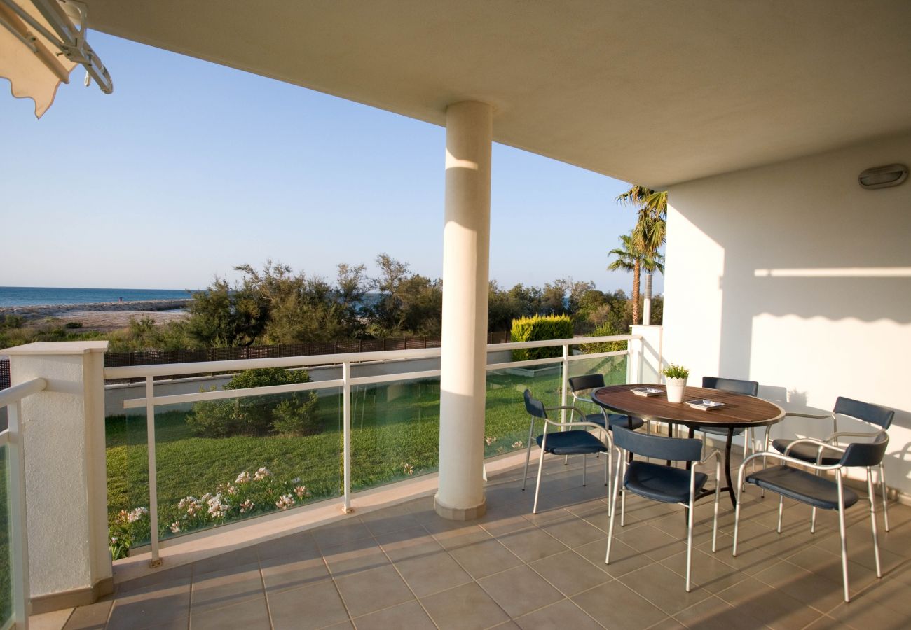 Ferienwohnung in Denia - LES PORTELLES Nº64 1ª Línea Playa