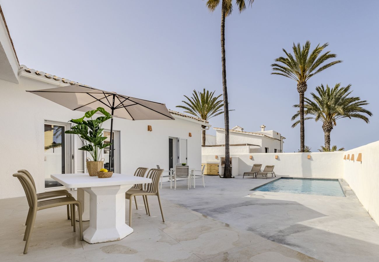 Villa in Denia - Villa LA GAVINA 1ª Línea Playa