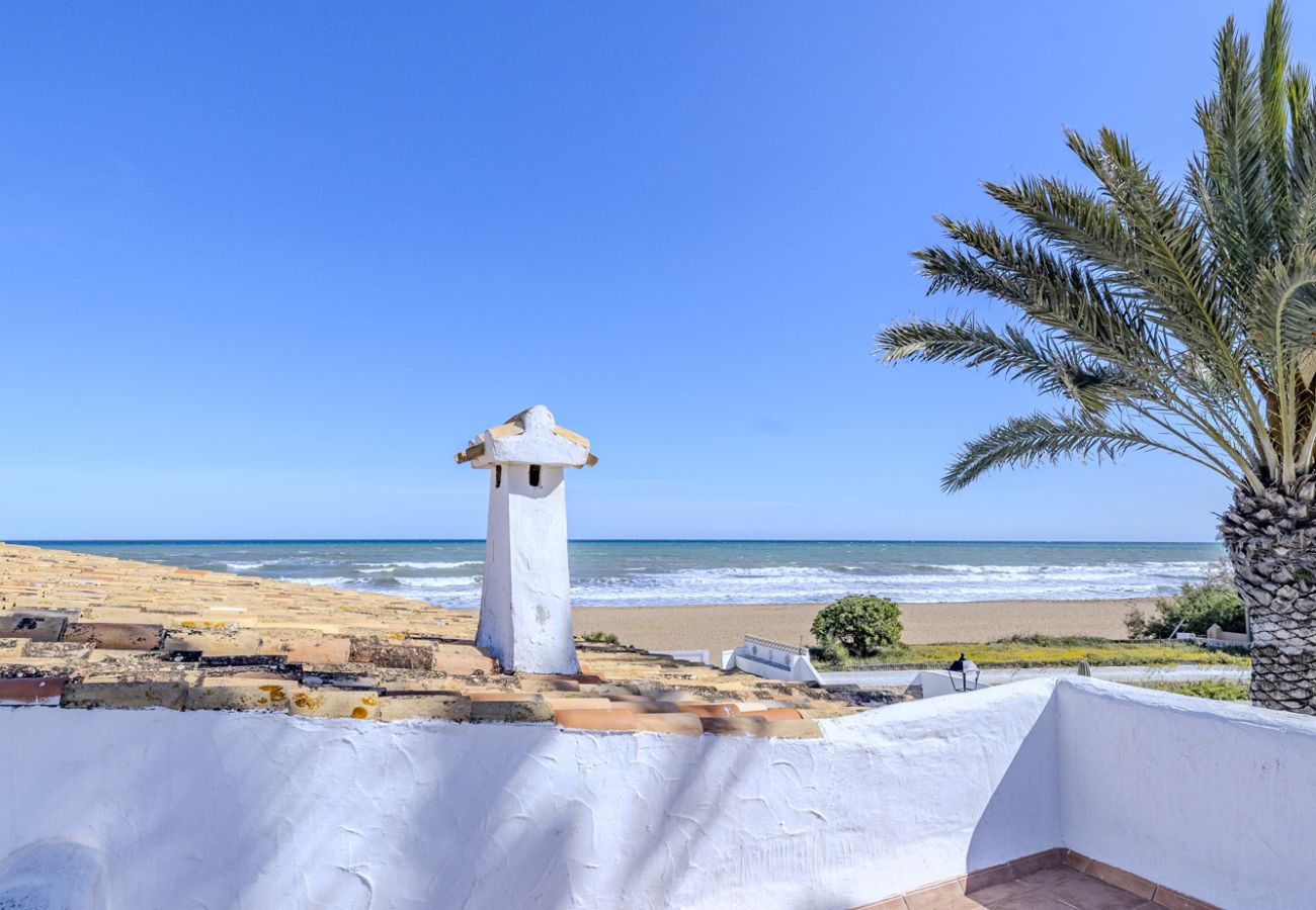 Villa in Denia - Villa LA LUNA 1ª Línea Playa