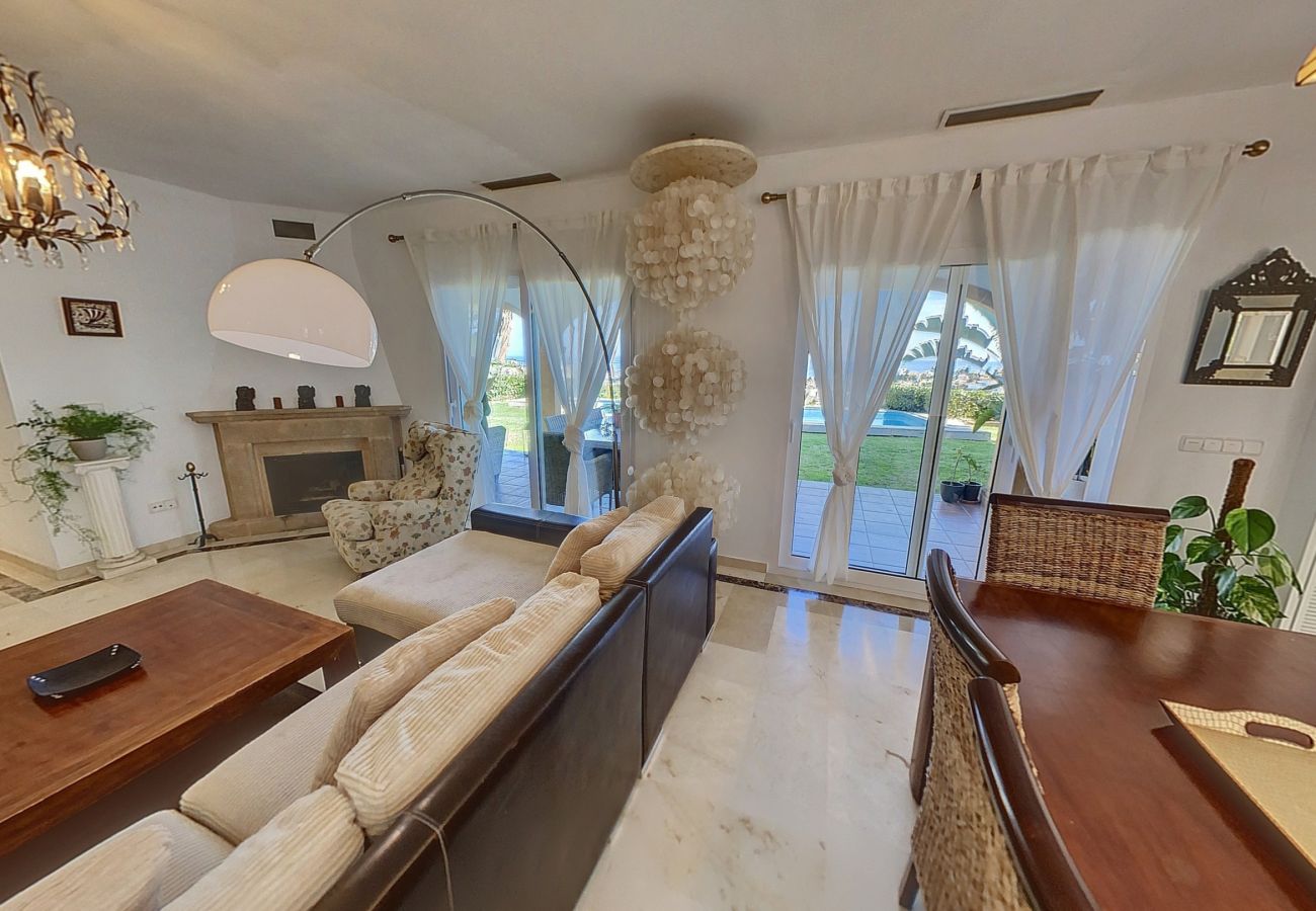 Villa in Denia - Villa con Vistas al Mar