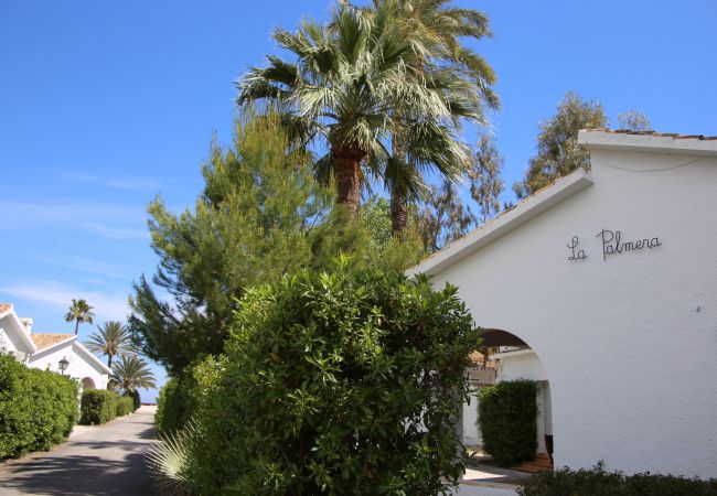 Villa/Dettached house in Denia - Villa LA PALMERA 1ª Línea Playa