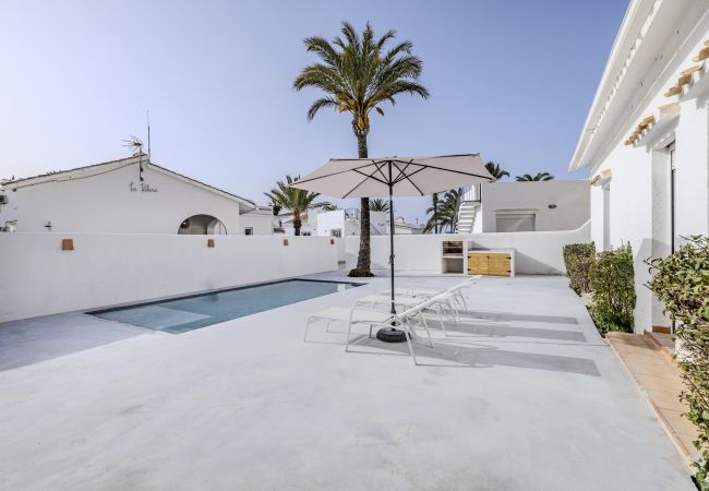 Villa in Denia - Villa LA PALOMA 1ª Línea Playa
