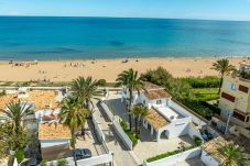 Villa in Denia - Villa LA YUCA 1ª Línea Playa