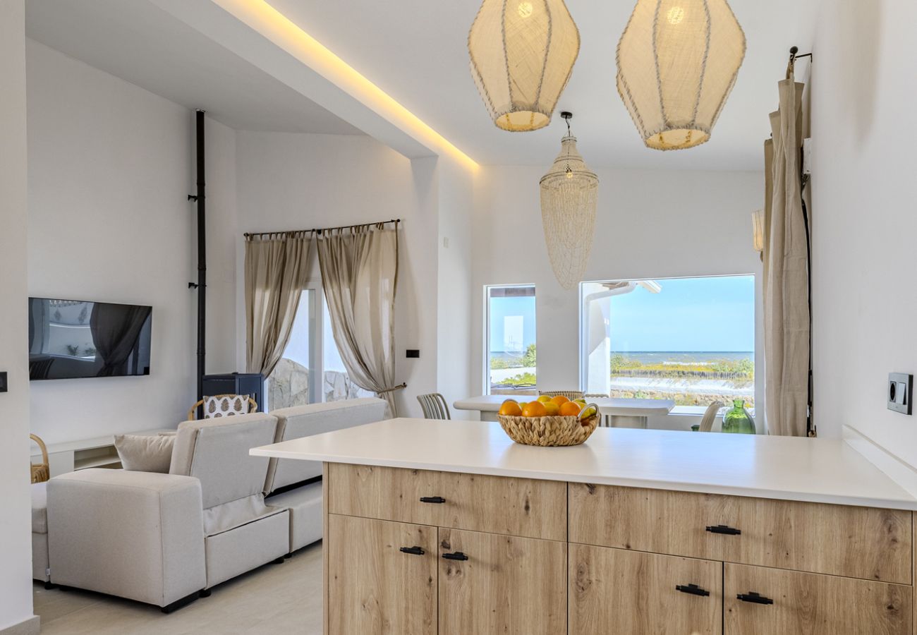 Villa in Denia - Villa LA LUNA 1ª Línea Playa