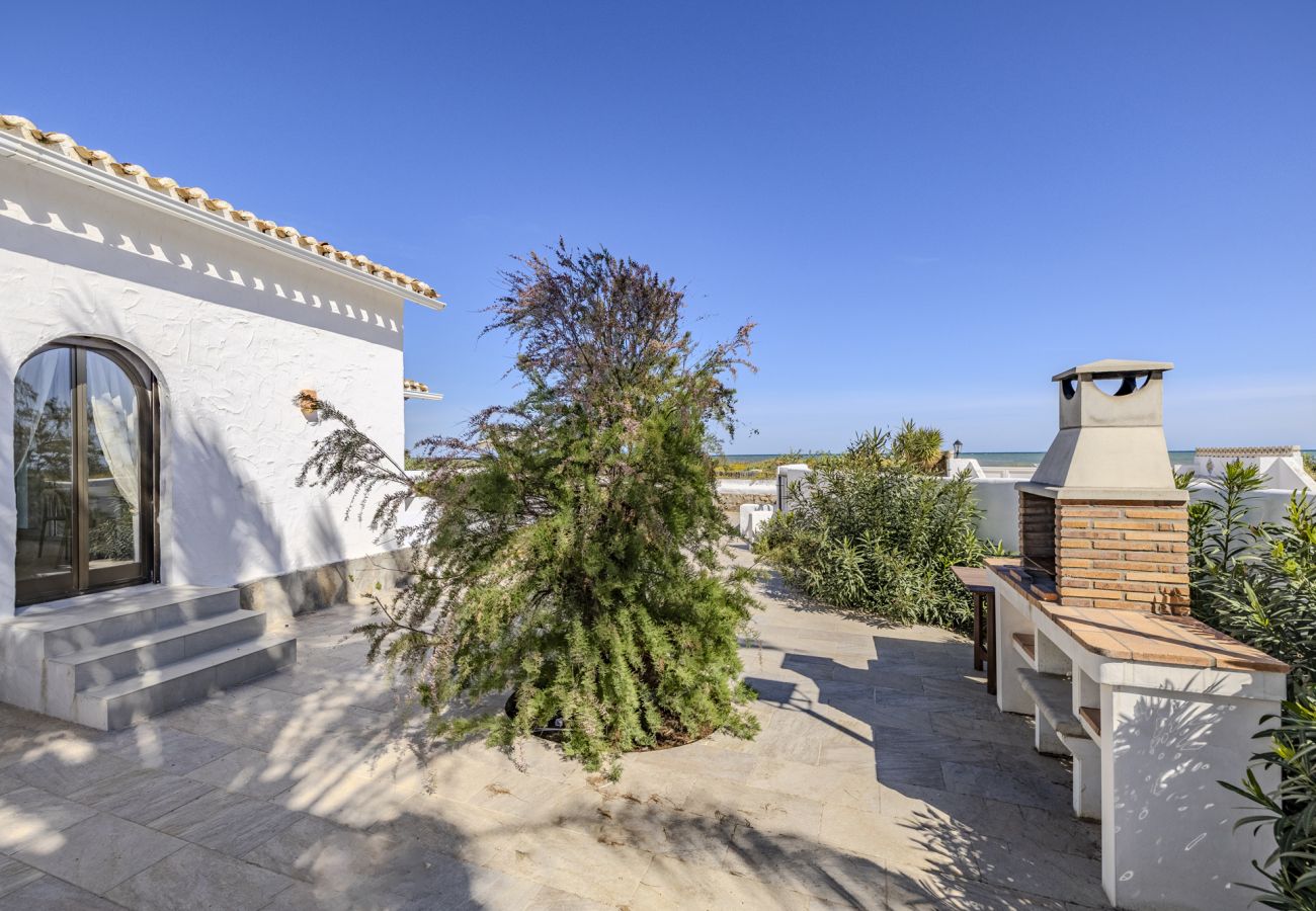 Villa in Denia - Villa LA LUNA 1ª Línea Playa